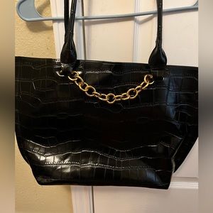 Zara tote Bag
